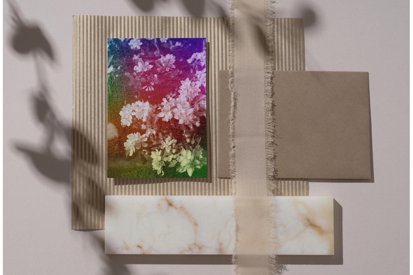 Kirschblüten-Schwarz-Bunt
